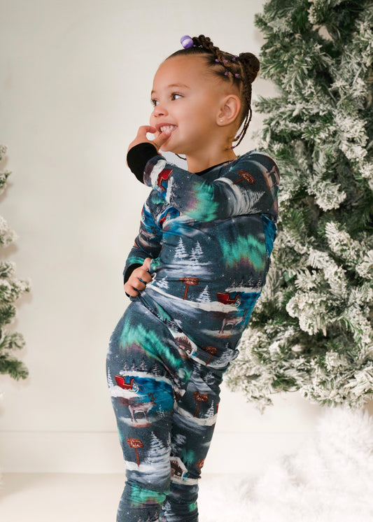 Northern Nights 2 Piece Set